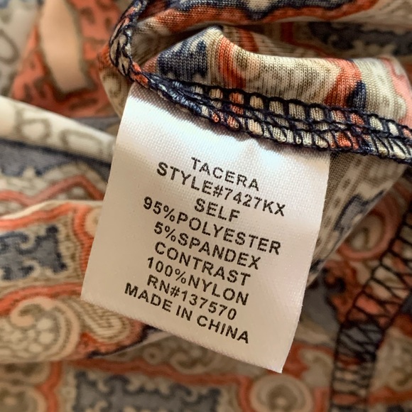 NWT TACERA Woman’s Medallion Orange Navy Blue Dress Sheer Winged Sleeves 2X - Picture 8 of 15